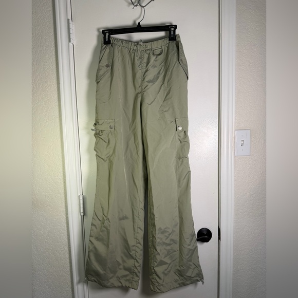 Emory Park Baggy cargo Trousers Sage Green Women’s size Small - Picture 2 of 8